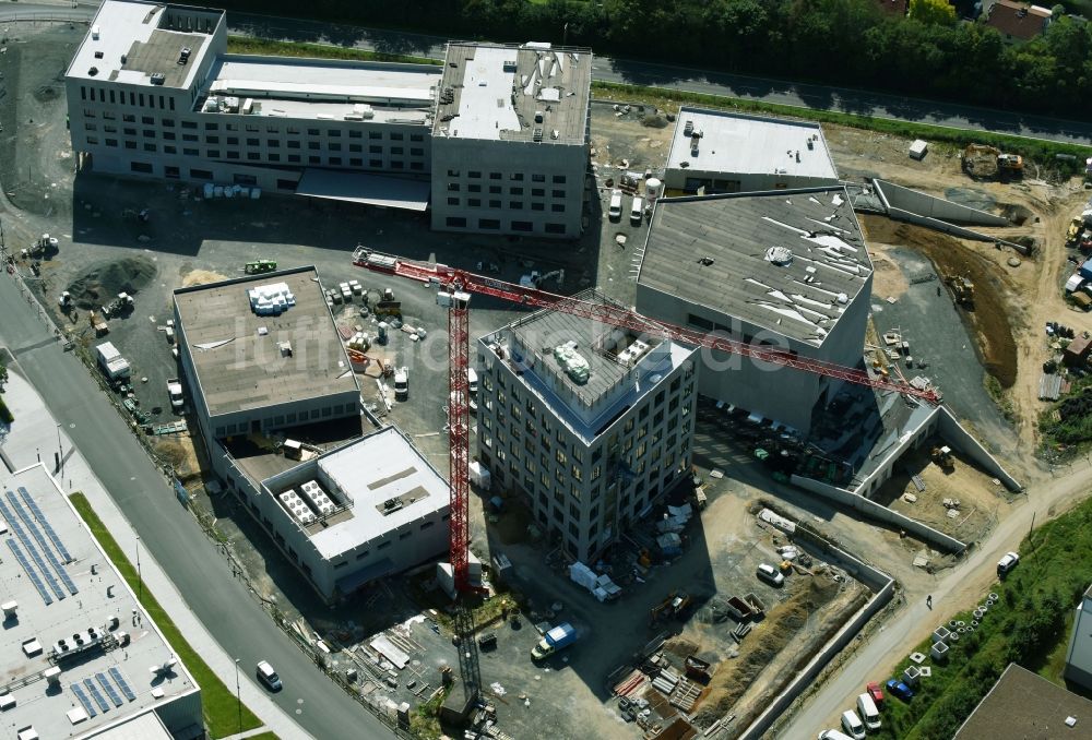 Luftaufnahme Wetzlar - Baustelle zum Neubau eines Büro- und Geschäftshaus-Ensemble Leitz-Park 3. Am Leitz-Park - Auf der Plank in Wetzlar im Bundesland Hessen, Deutschland