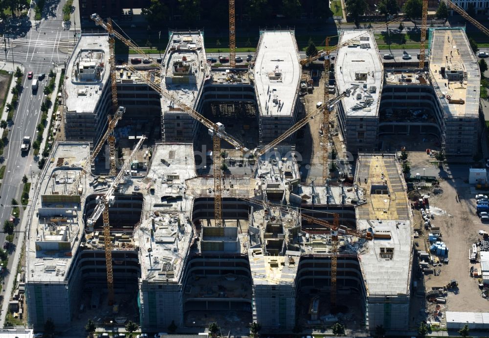 Luftbild Berlin - Baustelle zum Neubau eines Büro- und Geschäftshauses Allianz Campus Berlin im Ortsteil Johannisthal - Adlershof in Berlin