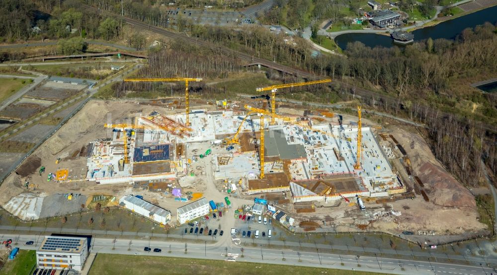 Dortmund von oben - Baustelle zum Neubau eines Büro- und Geschäftshauses der Amprion GmbH im Technologiepark Phoenix-West im Ortsteil Hörde in Dortmund im Bundesland Nordrhein-Westfalen