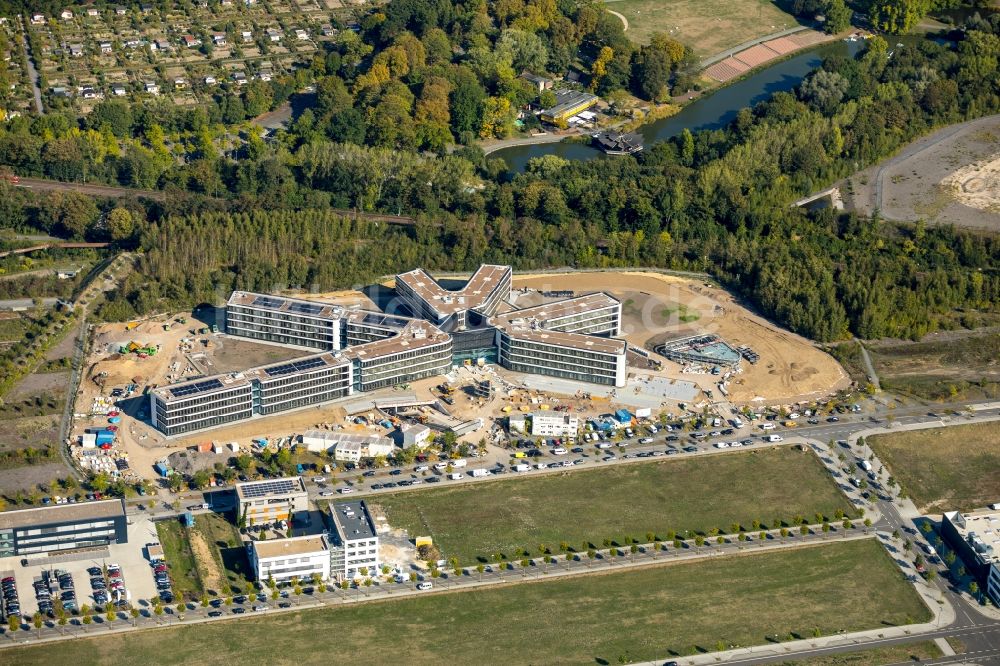 Dortmund von oben - Baustelle zum Neubau eines Büro- und Geschäftshauses der Amprion GmbH im Technologiepark Phoenix-West im Ortsteil Hörde in Dortmund im Bundesland Nordrhein-Westfalen