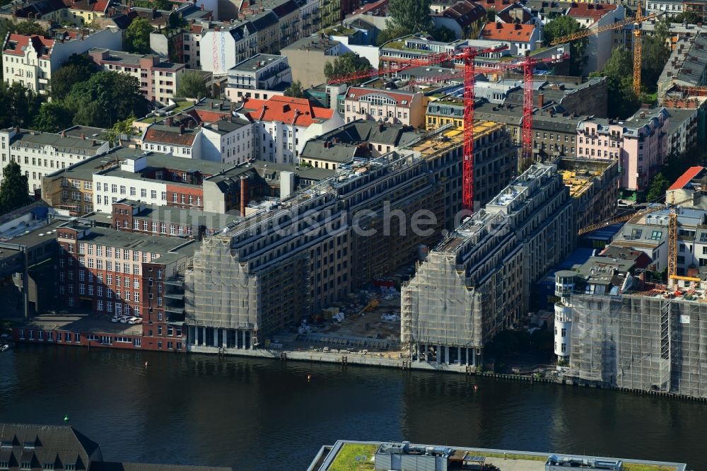 Luftbild Berlin - Baustelle zum Neubau eines Büro- und Geschäftshauses CUVRY CAMPUS im Ortsteil Kreuzberg in Berlin, Deutschland