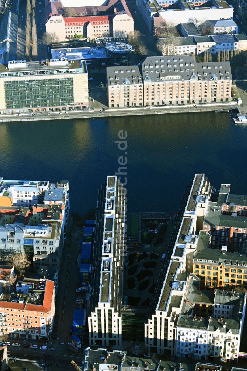 Berlin aus der Vogelperspektive: Baustelle zum Neubau eines Büro- und Geschäftshauses CUVRY CAMPUS im Ortsteil Kreuzberg in Berlin, Deutschland