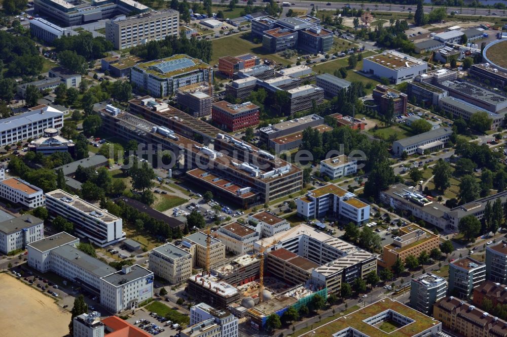 Berlin OT Adlershof von oben - Baustelle zum Neubau des Büro- und Geschäftshauses EUROPA-CENTER III an der Rudower Chaussee in Berlin - Adlershof