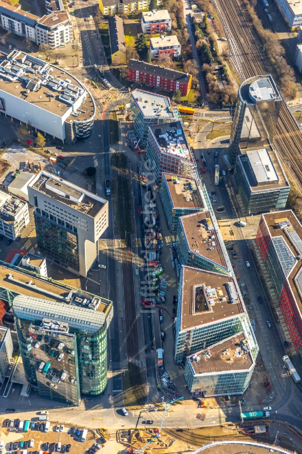 Luftbild Düsseldorf - Baustelle zum Neubau eines Büro- und Geschäftshauses FLOAT zwischen Franzsiusstraße und Holzstraße in Düsseldorf im Bundesland Nordrhein-Westfalen, Deutschland