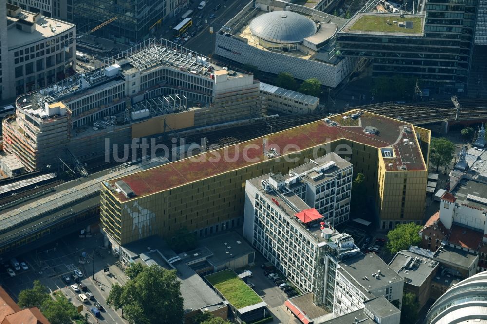 Luftaufnahme Berlin - Baustelle zum Neubau eines Büro- und Geschäftshauses der Hines Interests Limited an der Joachimstaler Straße Ecke Hardenbergstraße in Berlin, Deutschland