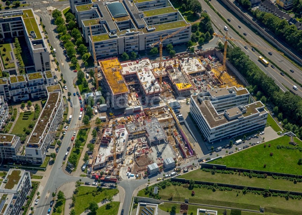 Essen von oben - Baustelle zum Neubau eines Büro- und Geschäftshauses an der Messeallee in Essen im Bundesland Nordrhein-Westfalen