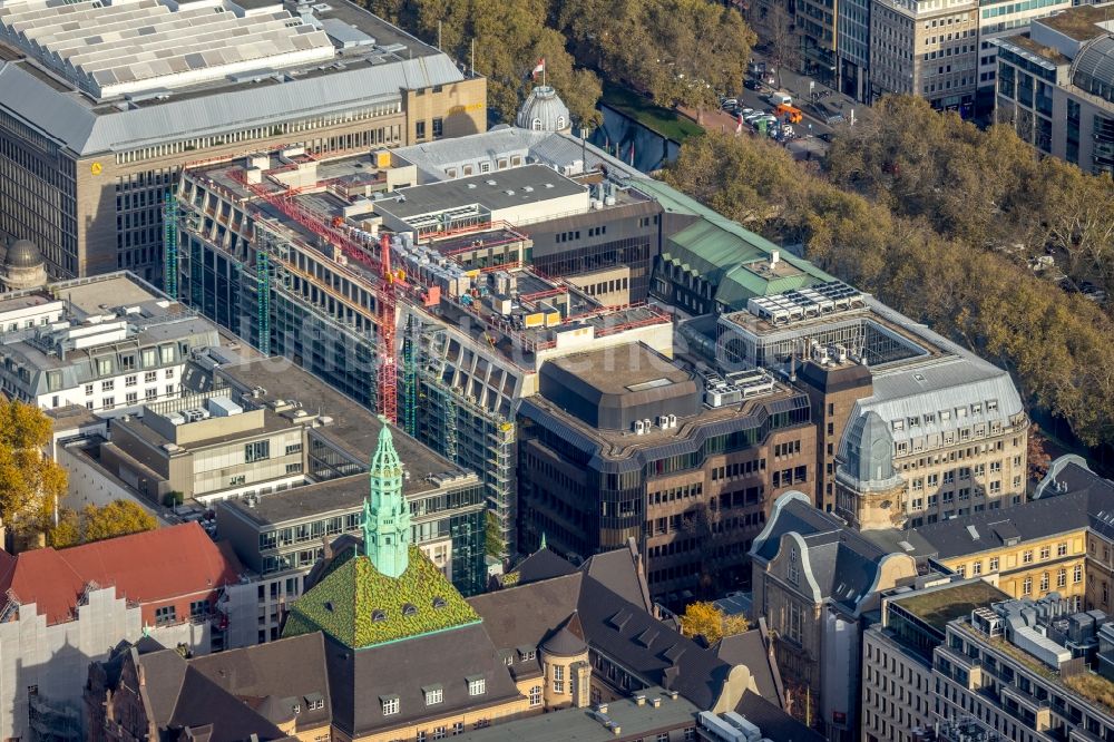 Düsseldorf aus der Vogelperspektive: Baustelle zum Neubau eines Büro- und Geschäftshauses KÖ-QUARTIER in Düsseldorf im Bundesland Nordrhein-Westfalen, Deutschland