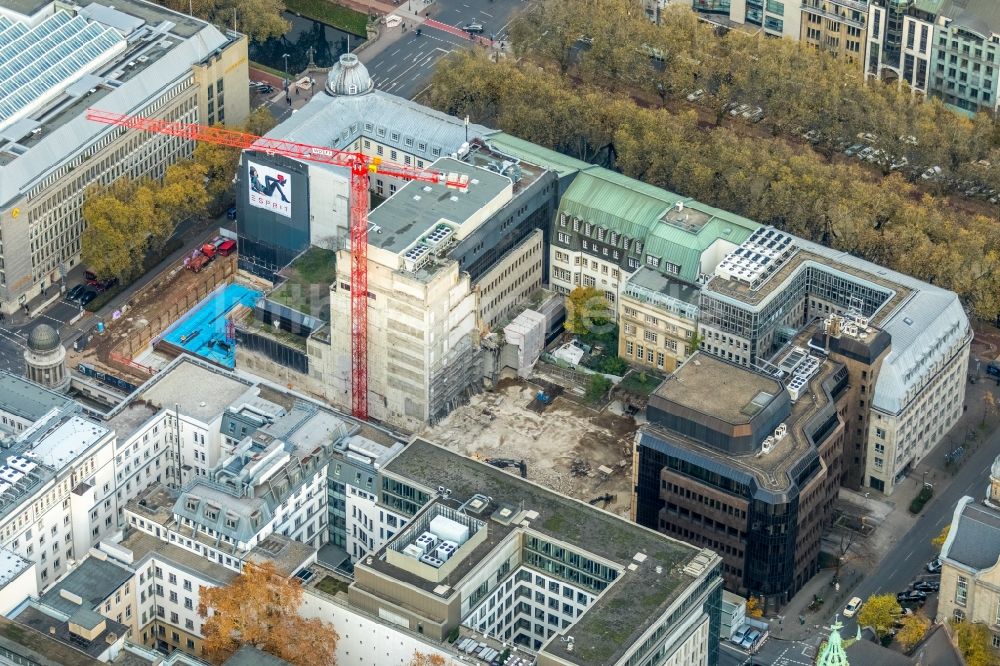 Düsseldorf aus der Vogelperspektive: Baustelle zum Neubau eines Büro- und Geschäftshauses KÖ-QUARTIER an der Königsallee - Breite Straße in Düsseldorf im Bundesland Nordrhein-Westfalen, Deutschland