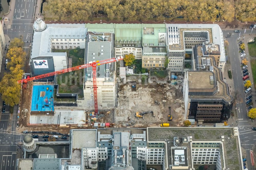 Düsseldorf aus der Vogelperspektive: Baustelle zum Neubau eines Büro- und Geschäftshauses KÖ-QUARTIER an der Königsallee - Breite Straße in Düsseldorf im Bundesland Nordrhein-Westfalen, Deutschland