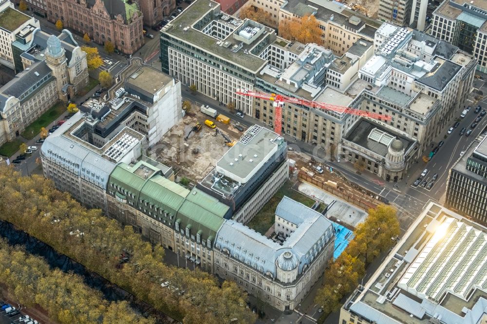 Düsseldorf von oben - Baustelle zum Neubau eines Büro- und Geschäftshauses KÖ-QUARTIER an der Königsallee - Breite Straße in Düsseldorf im Bundesland Nordrhein-Westfalen, Deutschland