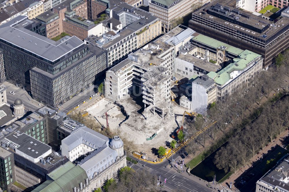 Luftaufnahme Düsseldorf - Baustelle zum Neubau eines Büro- und Geschäftshauses KÖ-QUARTIER an der Königsallee - Breite Straße in Düsseldorf im Bundesland Nordrhein-Westfalen, Deutschland