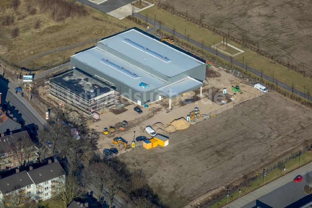 Luftaufnahme Dinslaken - Baustelle zum Neubau eines Bürogebäude, Lager- und Montagehalle der Standby Pintsch GmbH an der Hünxer Straße in Dinslaken im Bundesland Nordrhein-Westfalen, Deutschland