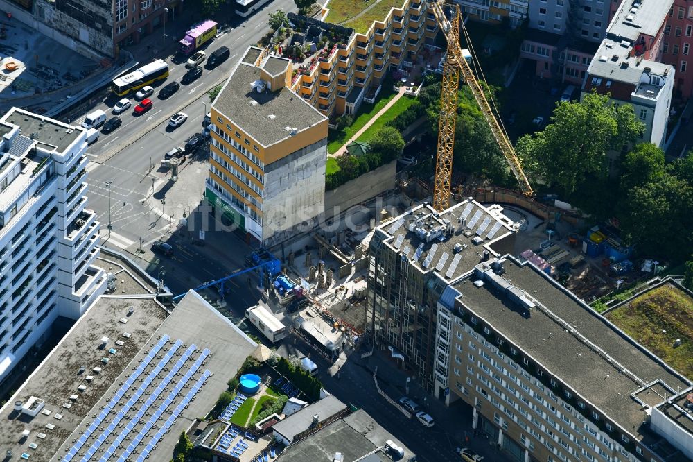 Berlin von oben - Baustelle zum Neubau des Bürohaus- Gebäude Nürnberger Straße im Ortsteil Charlottenburg in Berlin, Deutschland