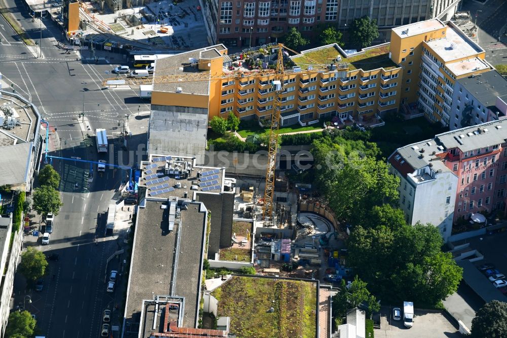 Luftaufnahme Berlin - Baustelle zum Neubau des Bürohaus- Gebäude Nürnberger Straße im Ortsteil Charlottenburg in Berlin, Deutschland