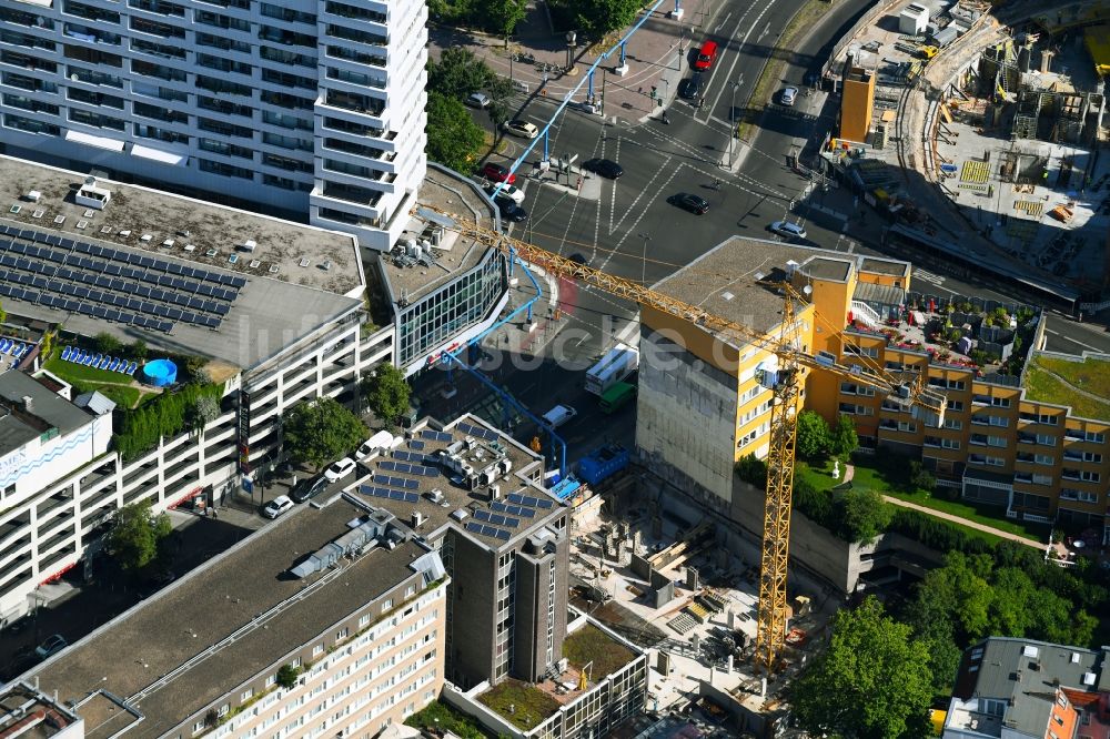 Berlin von oben - Baustelle zum Neubau des Bürohaus- Gebäude Nürnberger Straße im Ortsteil Charlottenburg in Berlin, Deutschland