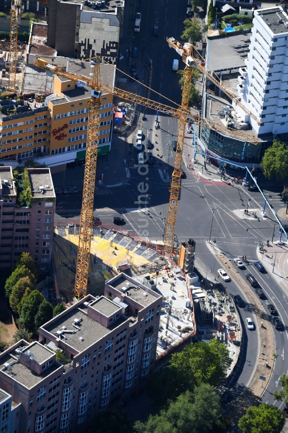 Berlin von oben - Baustelle zum Neubau des Bürohaus- Gebäude Nürnberger Straße im Ortsteil Charlottenburg in Berlin, Deutschland