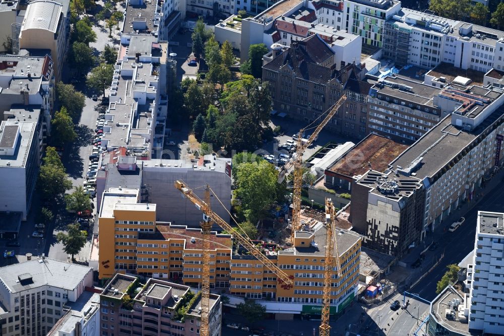 Luftbild Berlin - Baustelle zum Neubau des Bürohaus- Gebäude Nürnberger Straße im Ortsteil Charlottenburg in Berlin, Deutschland