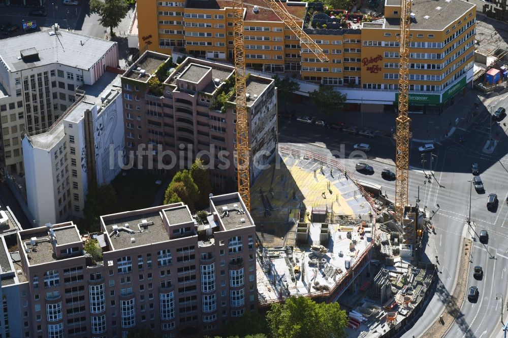 Luftaufnahme Berlin - Baustelle zum Neubau des Bürohaus- Gebäude Nürnberger Straße im Ortsteil Charlottenburg in Berlin, Deutschland