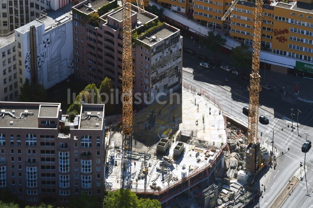 Berlin aus der Vogelperspektive: Baustelle zum Neubau des Bürohaus- Gebäude Nürnberger Straße im Ortsteil Charlottenburg in Berlin, Deutschland