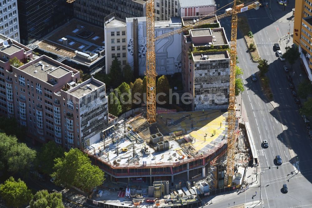 Luftaufnahme Berlin - Baustelle zum Neubau des Bürohaus- Gebäude Nürnberger Straße im Ortsteil Charlottenburg in Berlin, Deutschland