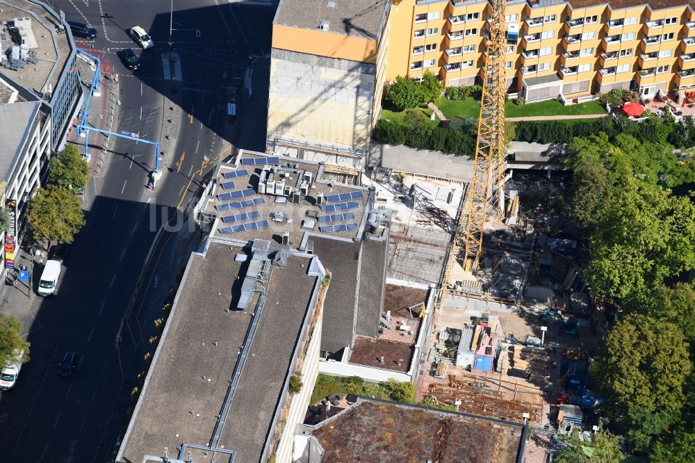 Luftaufnahme Berlin - Baustelle zum Neubau des Bürohaus- Gebäude Nürnberger Straße im Ortsteil Charlottenburg in Berlin, Deutschland