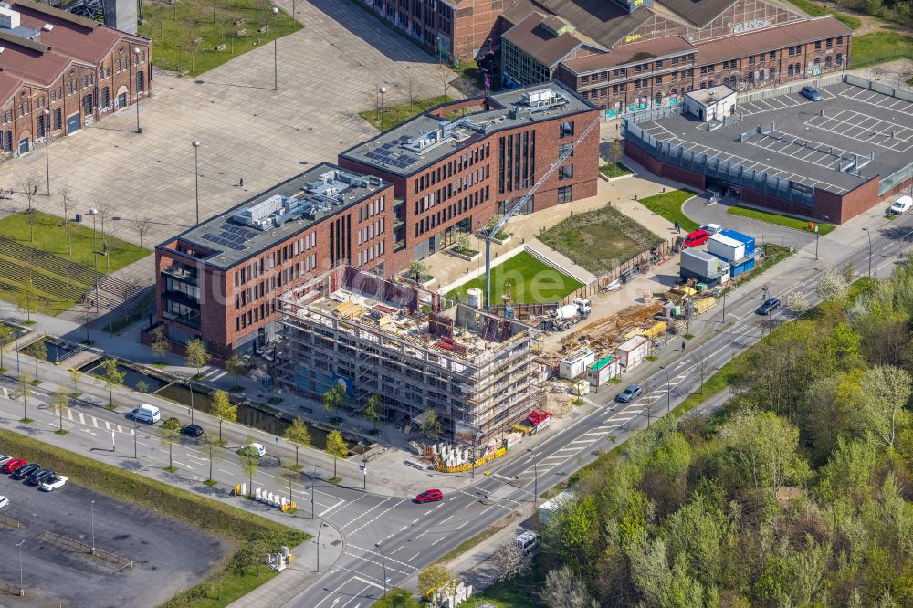 Dortmund von oben - Baustelle zum Neubau eines Bürohauses im Ortsteil Hörde in Dortmund im Bundesland Nordrhein-Westfalen, Deutschland