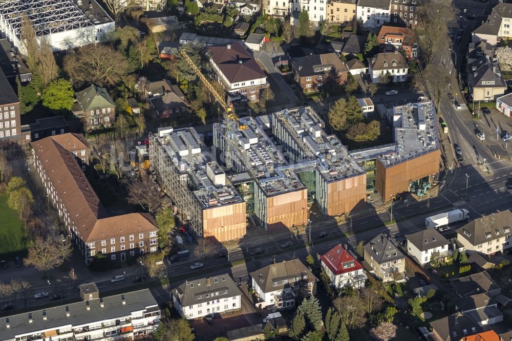 Luftbild Bottrop - Baustelle zum Neubau des Campus der Hochschule Ruhr West durch den Bau- und Liegenschaftsbetrieb NRW (BLB NRW) in Bottrop im Bundesland Nordrhein-Westfalen