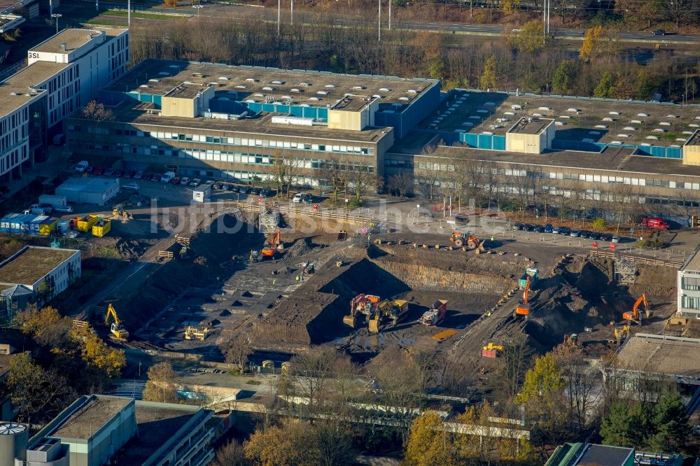 Bochum von oben - Baustelle zum Neubau am Campus der RUB Ruhr-Universität Bochum im Bundesland Nordrhein-Westfalen