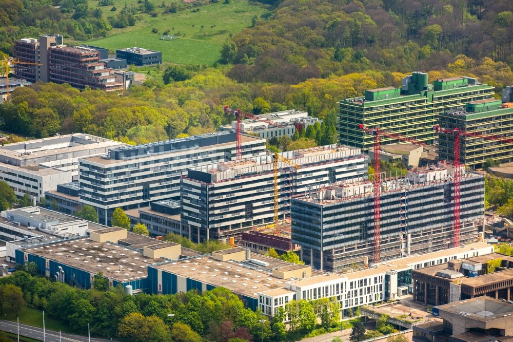 Bochum aus der Vogelperspektive: Baustelle zum Neubau am Campus der RUB Ruhr-Universität Bochum im Bundesland Nordrhein-Westfalen