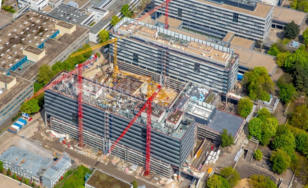 Bochum aus der Vogelperspektive: Baustelle zum Neubau am Campus der RUB Ruhr-Universität Bochum im Bundesland Nordrhein-Westfalen