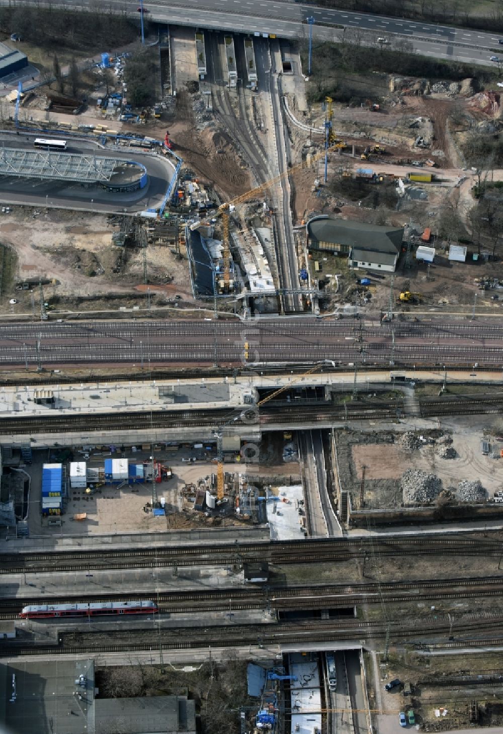 Magdeburg aus der Vogelperspektive: Baustelle zum Neubau des Citytunnels im Zuge der Bahnbrückensanierung der Deutschen Bahn in Magdeburg im Bundesland Sachsen-Anhalt