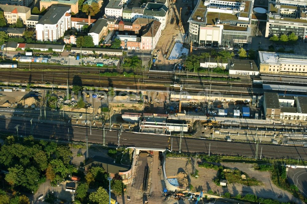 Luftaufnahme Magdeburg - Baustelle zum Neubau des Citytunnels im Zuge der Bahnbrückensanierung der Deutschen Bahn in Magdeburg im Bundesland Sachsen-Anhalt