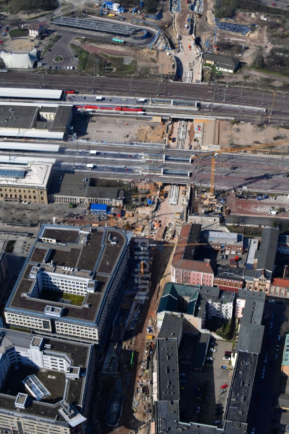 Luftaufnahme Magdeburg - Baustelle zum Neubau des Citytunnels im Zuge der Bahnbrückensanierung der Deutschen Bahn in Magdeburg im Bundesland Sachsen-Anhalt