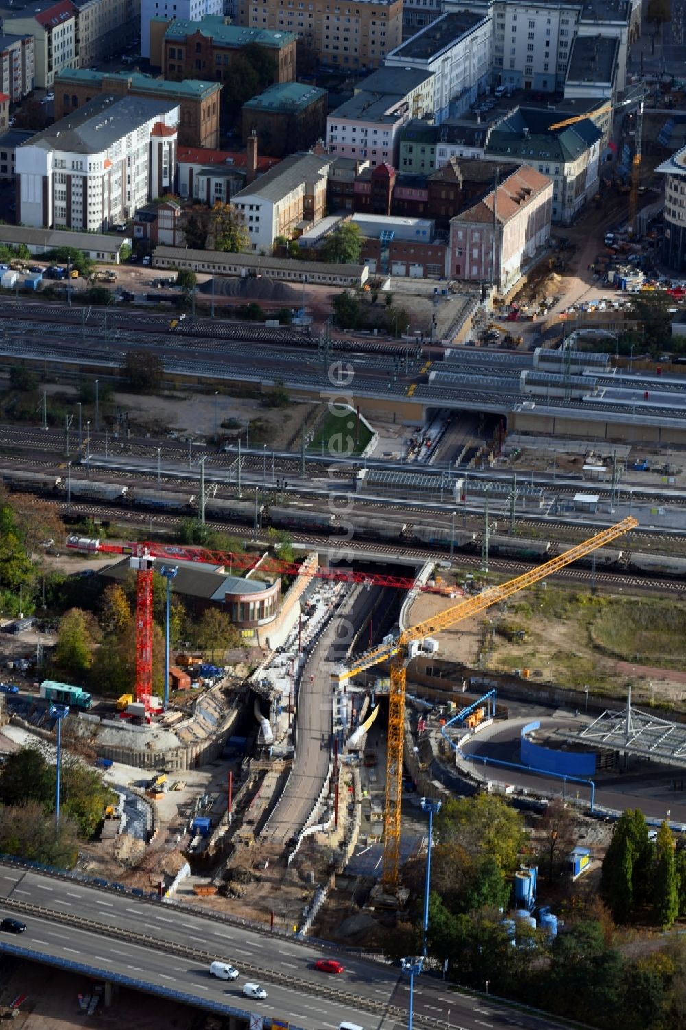 Magdeburg aus der Vogelperspektive: Baustelle zum Neubau des Citytunnels im Zuge der Bahnbrückensanierung der Deutschen Bahn in Magdeburg im Bundesland Sachsen-Anhalt