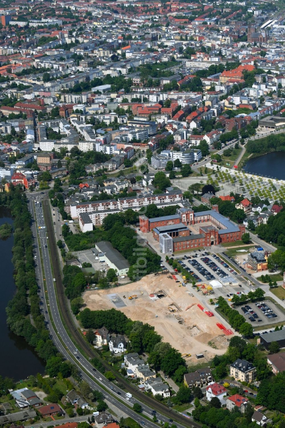 Schwerin von oben - Baustelle zum Neubau von Depots und Werkstätten in Schwerin im Bundesland Mecklenburg-Vorpommern, Deutschland