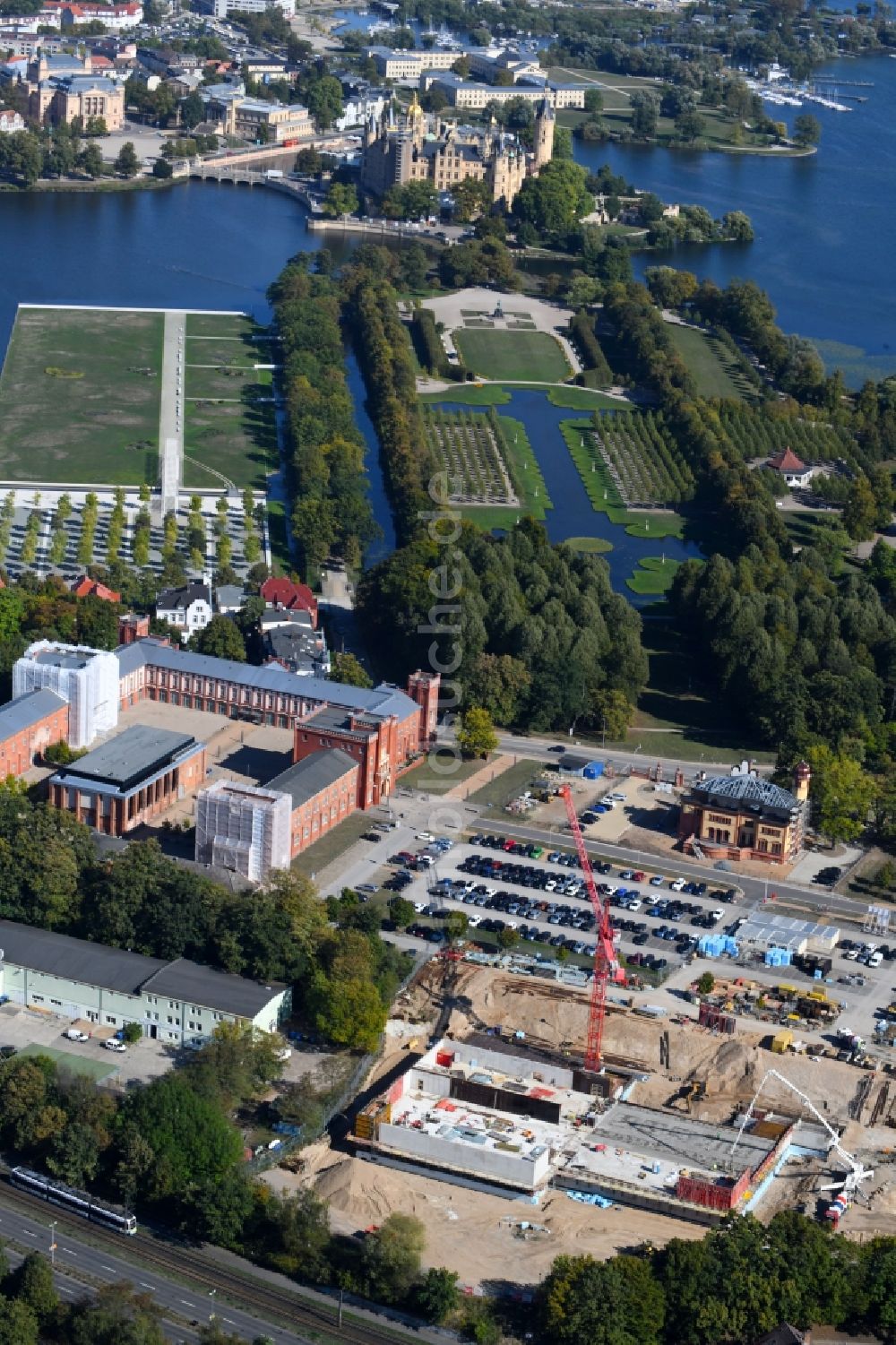 Schwerin von oben - Baustelle zum Neubau von Depots und Werkstätten in Schwerin im Bundesland Mecklenburg-Vorpommern, Deutschland