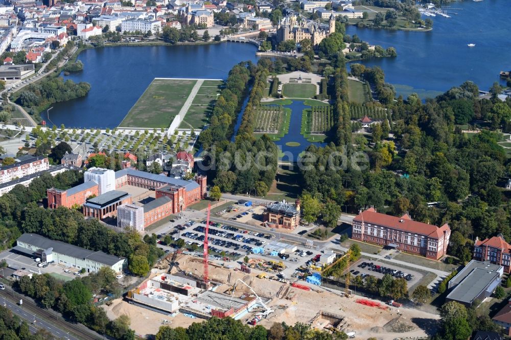 Luftbild Schwerin - Baustelle zum Neubau von Depots und Werkstätten in Schwerin im Bundesland Mecklenburg-Vorpommern, Deutschland