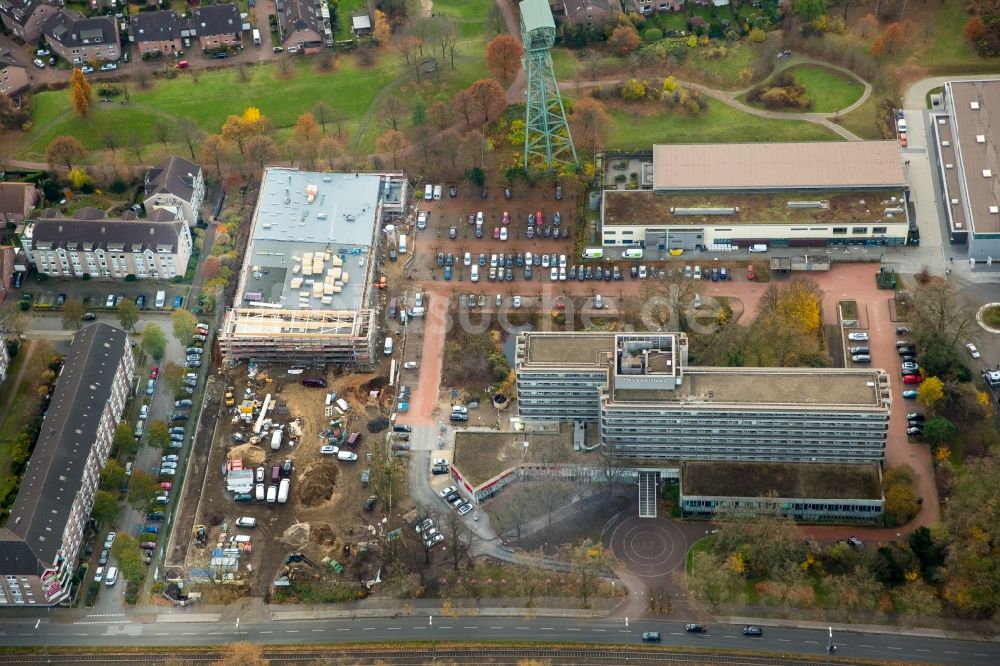 Duisburg von oben - Baustelle zum Neubau des Discounter Lidl im Ortsteil Marxloh in Duisburg im Bundesland Nordrhein-Westfalen