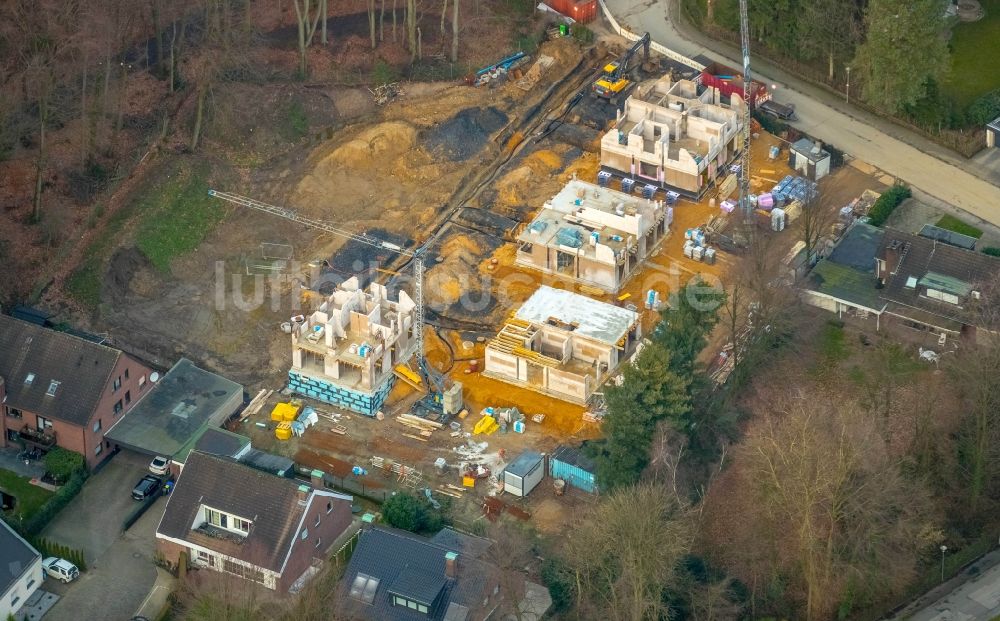 Luftaufnahme Gladbeck - Baustelle zum Neubau von Doppelhaushälften am Blommsweg in Gladbeck im Bundesland Nordrhein-Westfalen, Deutschland