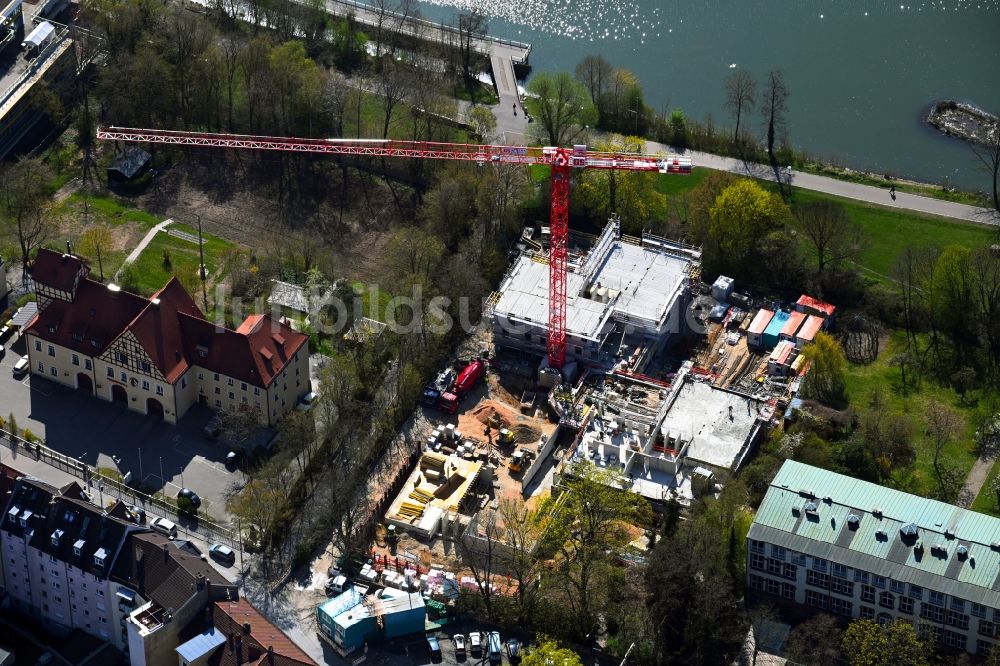 Nürnberg aus der Vogelperspektive: Baustelle zum Neubau dreier Wohnhäuser in der Veilhofstraße im Ortsteil Veilhof in Nürnberg im Bundesland Bayern, Deutschland