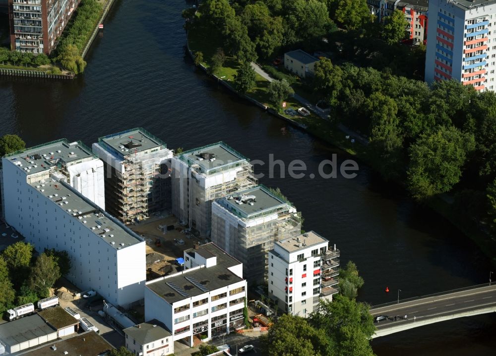 Luftbild Berlin - Baustelle zum Neubau von Eigentumswohnungen am Goslarer Ufer in Berlin, Deutschland