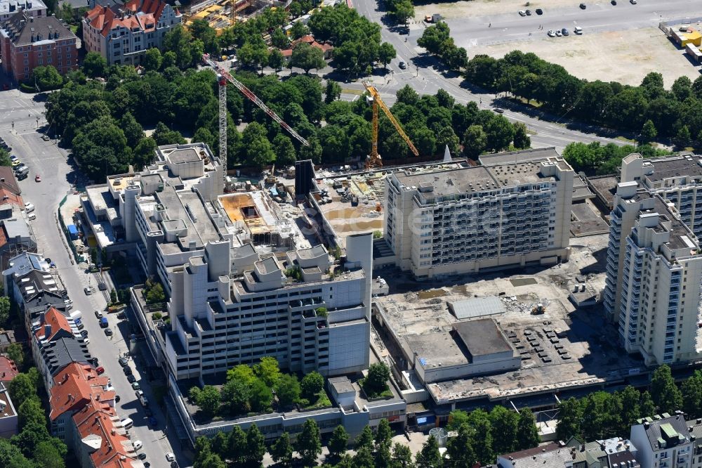 München aus der Vogelperspektive: Baustelle zum Neubau des Einkaufszentrum an der Theresienhöhe im Ortsteil Schwanthalerhöhe in München im Bundesland Bayern, Deutschland