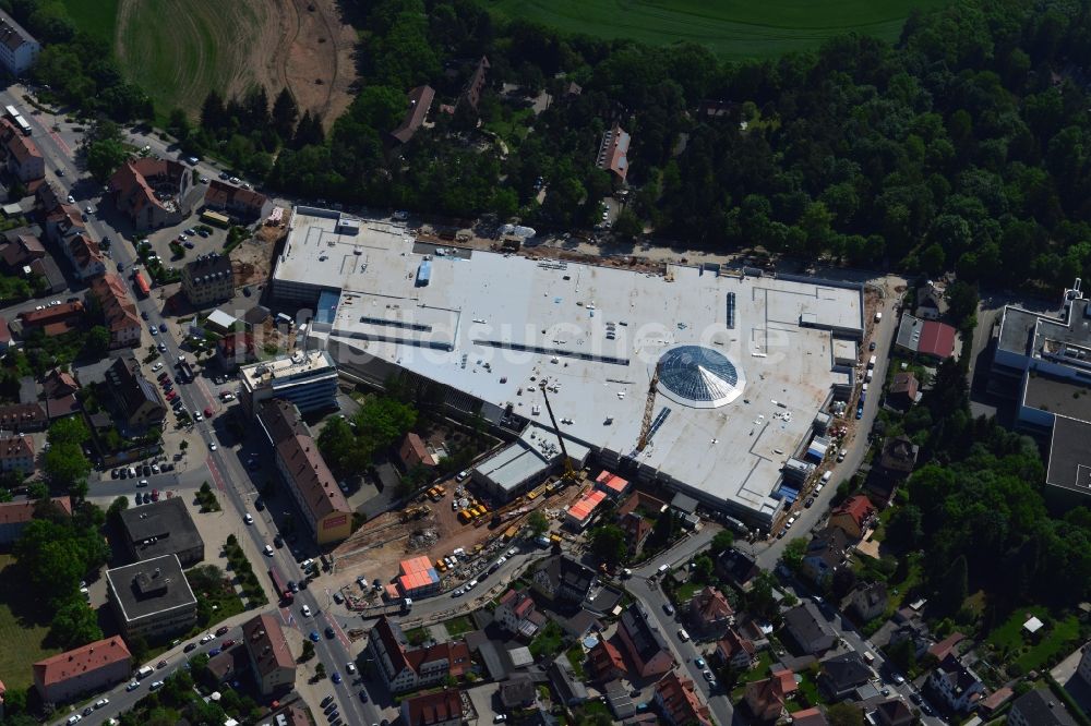 Stein von oben - Baustelle zum Neubau des Einkaufszentrums FORUM STEIN in der neuen Stadtmitte in Stein im Bundesland Bayern