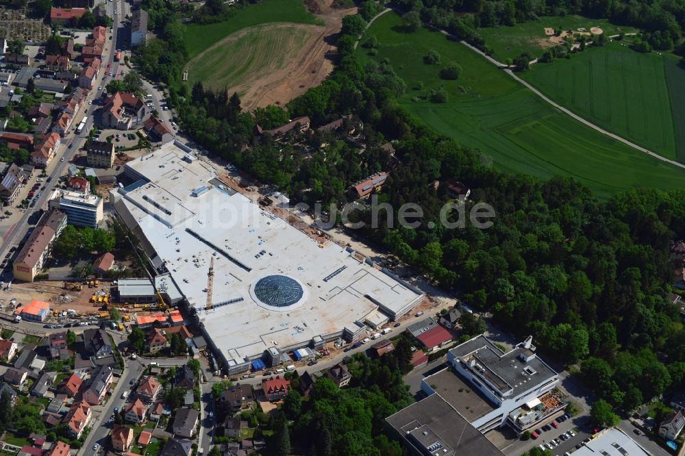 Stein aus der Vogelperspektive: Baustelle zum Neubau des Einkaufszentrums FORUM STEIN in der neuen Stadtmitte in Stein im Bundesland Bayern