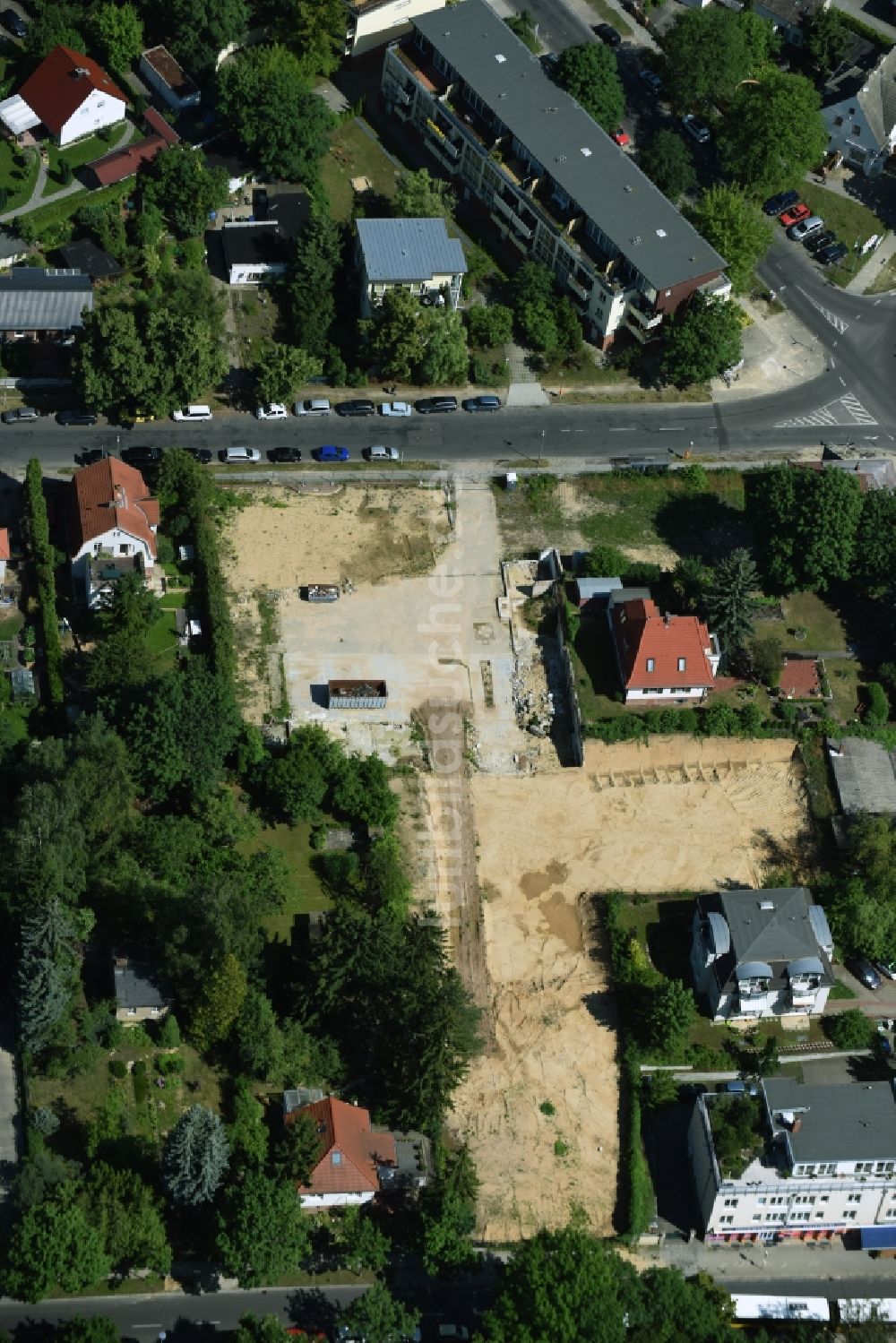 Berlin von oben - Baustelle zum Neubau eines Einkaufszentrums der Lidl Dienstleistung GmbH & Co. KG in Mahlsdorf in Berlin