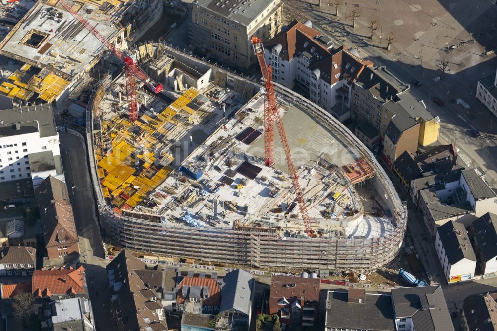 Luftaufnahme Recklinghausen - Baustelle zum Neubau des Einkaufszentrums Recklinghausen Arcaden auf dem Gelände des ehemaligen Löhrhof Center s gegenüber dem Rathaus Recklinghausen im Bundesland Nordrhein-Westfalen NRW