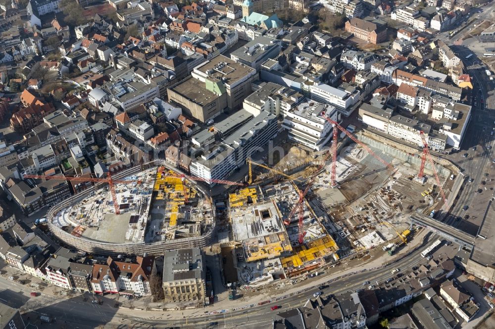 Luftaufnahme Recklinghausen - Baustelle zum Neubau des Einkaufszentrums Recklinghausen Arcaden auf dem Gelände des ehemaligen Löhrhof Center s gegenüber dem Rathaus Recklinghausen im Bundesland Nordrhein-Westfalen NRW