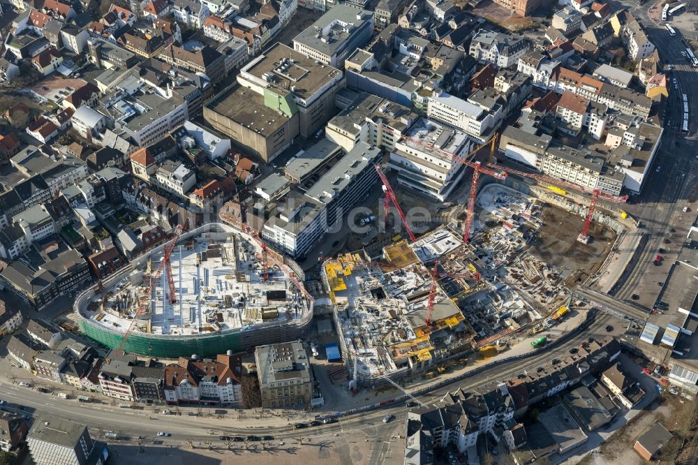 Recklinghausen aus der Vogelperspektive: Baustelle zum Neubau des Einkaufszentrums Recklinghausen Arcaden auf dem Gelände des ehemaligen Löhrhof Center s gegenüber dem Rathaus Recklinghausen im Bundesland Nordrhein-Westfalen NRW