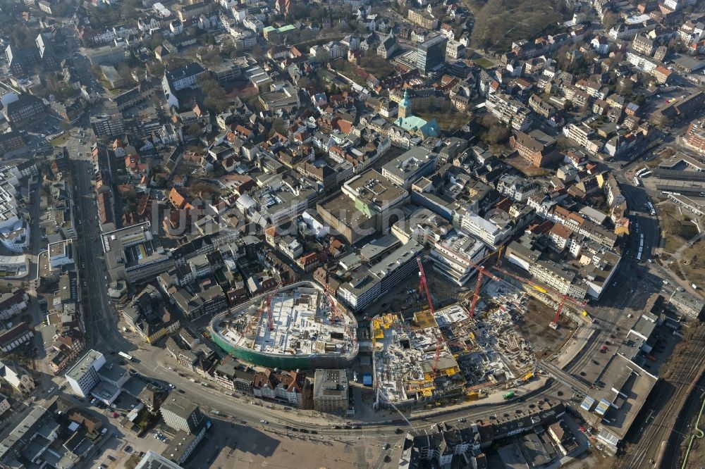 Luftbild Recklinghausen - Baustelle zum Neubau des Einkaufszentrums Recklinghausen Arcaden auf dem Gelände des ehemaligen Löhrhof Center s gegenüber dem Rathaus Recklinghausen im Bundesland Nordrhein-Westfalen NRW