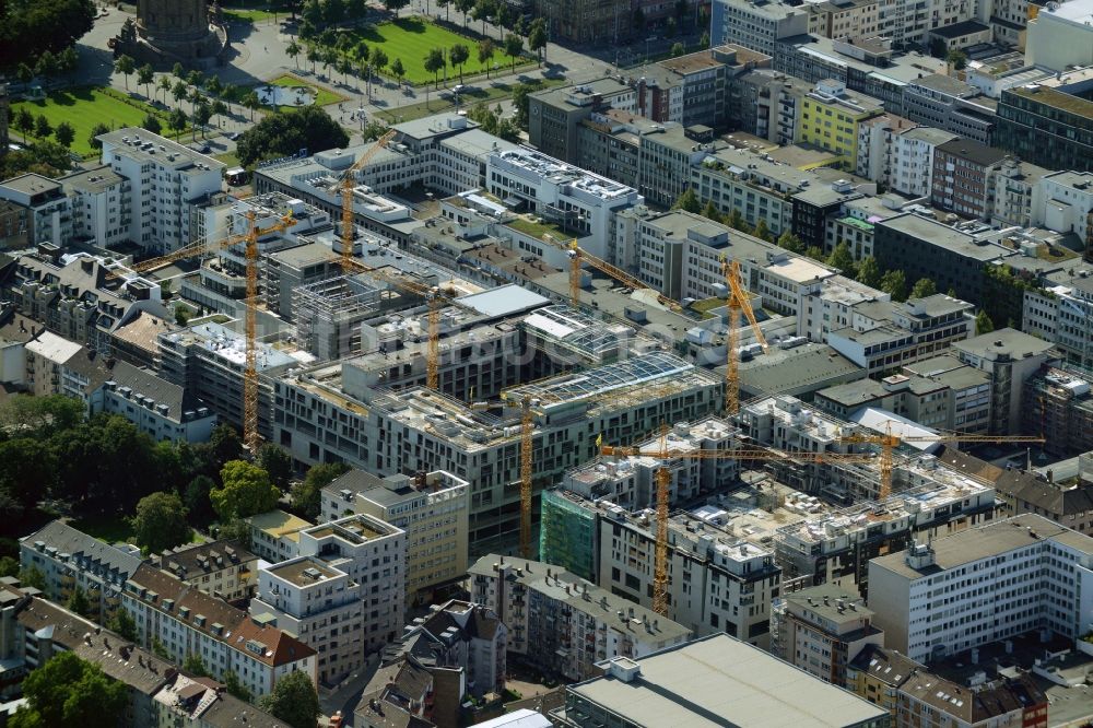 Luftaufnahme Mannheim - Baustelle zum Neubau des Einkaufszentrums und Stadtquartier Q 6 Q 7 über dem künftigen Münzplatz in Mannheim im Bundesland Baden-Württemberg